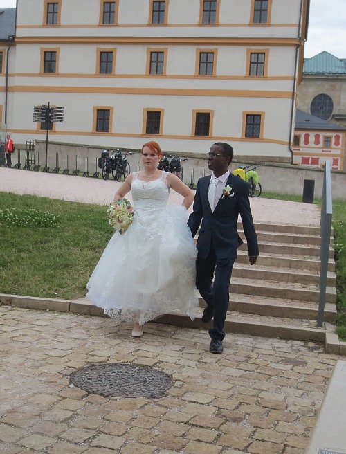Typická česká multikulti svatba