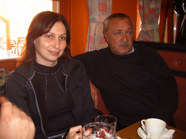S4303582upr.jpg