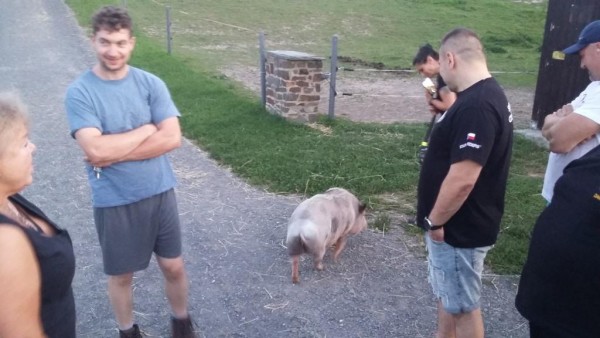 ...a jeden účastník ZASE NEDÁVAL POZOR !! :)
