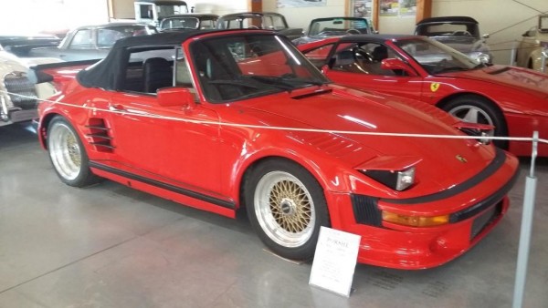 Jedno PORSCHE.....