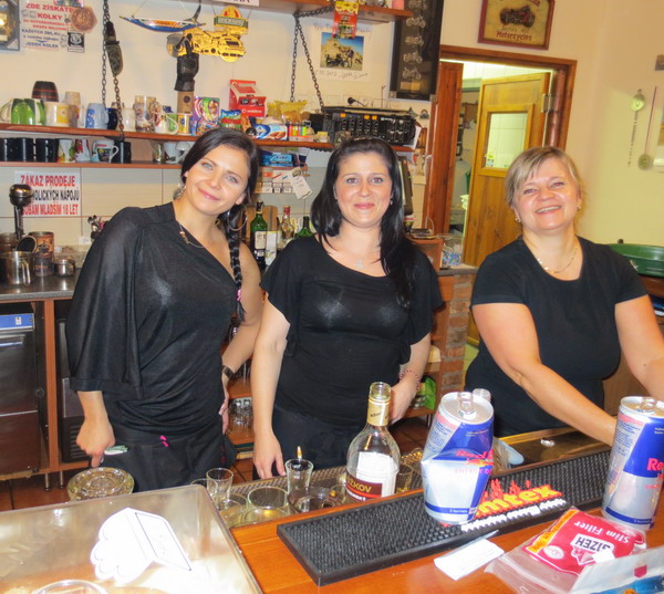 Trio personalo baro krasivoe